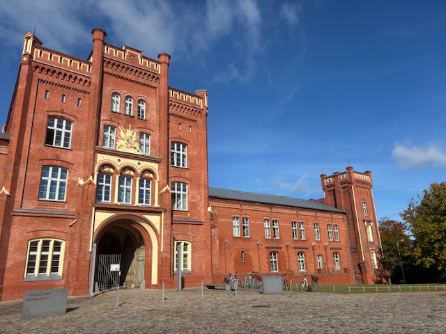 Foto Finanzamt Schwerin 2025.jpeg